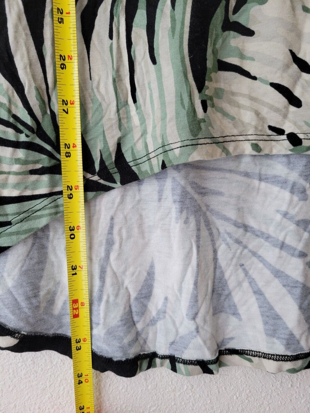 LuLaRoe Irma XS Tropical Palm Leaf Tunic Top Black Green High Low Stretch Knit - Picture 7 of 8